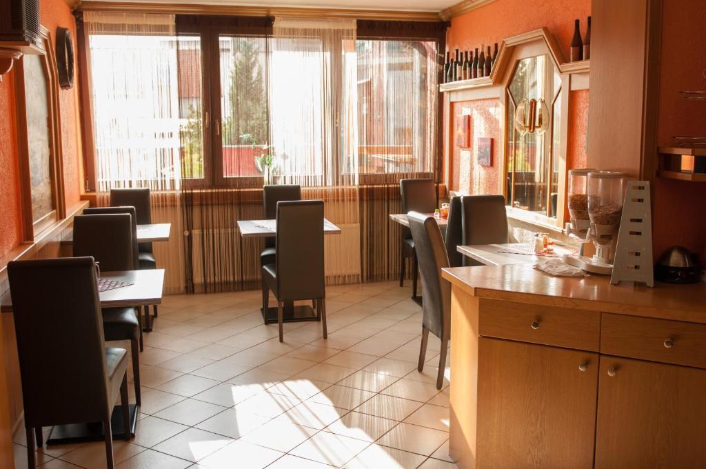 Hotel Erzhausener Hof Екстер'єр фото