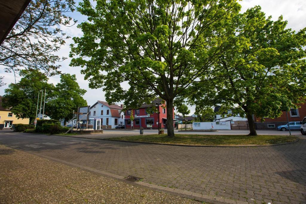 Hotel Erzhausener Hof Екстер'єр фото
