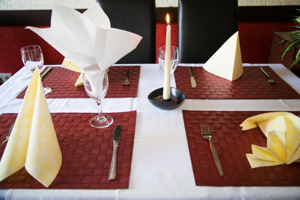 Hotel Erzhausener Hof Екстер'єр фото